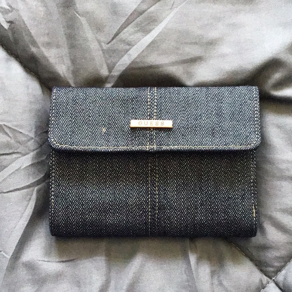 Guess wallet